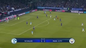 Manchester City : Le joli petit pont de Bernardo Silva face à Schalke 04