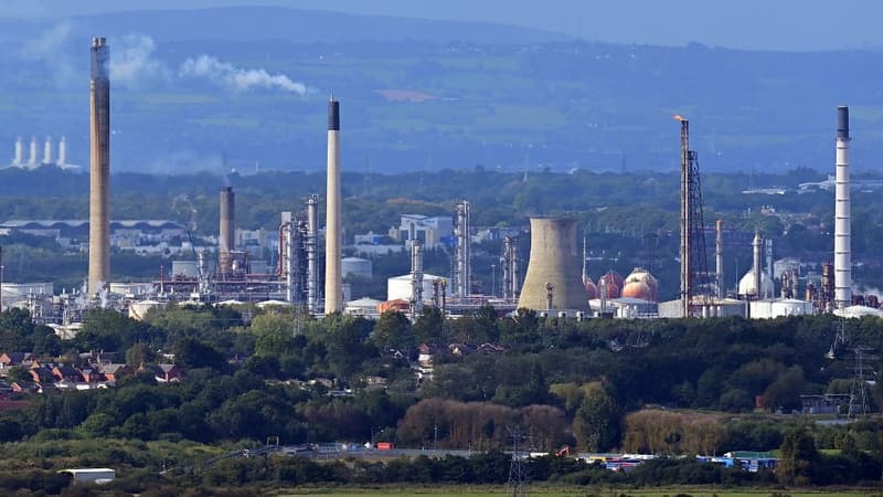 Royaume-Uni: les dockers refusent de décharger un tanker de son pétrole russe