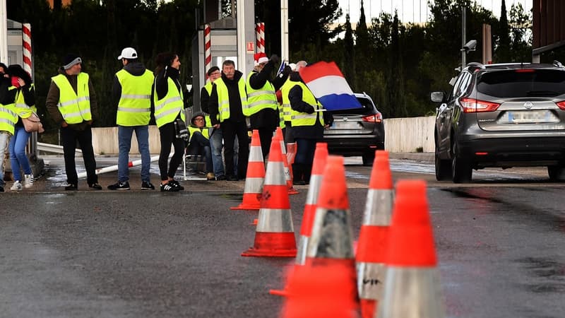 Vinci a renoncé à récupérer l'argent dû par les automobilistes ayant passé gratuitement les péages des autoroutes qu'il exploite, à l'occasion des manifestations de "gilets jaunes".