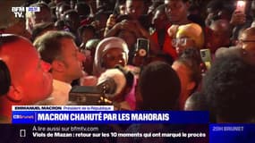 "Vous avez eu les premières distributions, je sais que c'était insuffisant": Emmanuel Macron chahuté à Mayotte