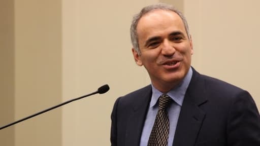 Garry Kasparov dénonce la mainmise de Vladimir Poutine sur le système économique russe