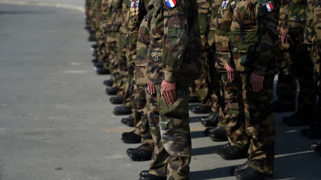 Les dernières troupes françaises engagées en Afghanistan, à Kaboul le 31 décembre 2014.