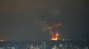 Vives explosions à Beyrouth après des frappes israéliennes, dans la nuit du 5 au 6 octobre 2024