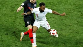 Danny Rose face à Ante Rebic