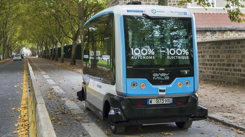 De nouvelles navettes autonomes circulent dans le Bois de Vincennes.