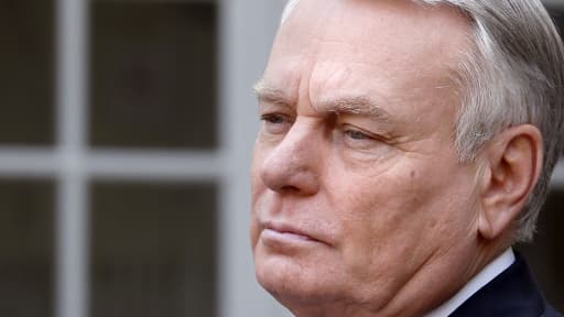 Jean-Marc Ayrault a jugé dimanche que la responsabilité des mauvais résultats de la gauche était "collective".