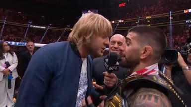 Paddy Pimblett et Ilia Topuria se chauffent à l'UFC 317 le 29 juin 2025 à Las Vegas