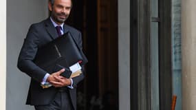 Edouard Philippe sort du conseil des ministres le 27 septembre 2017.