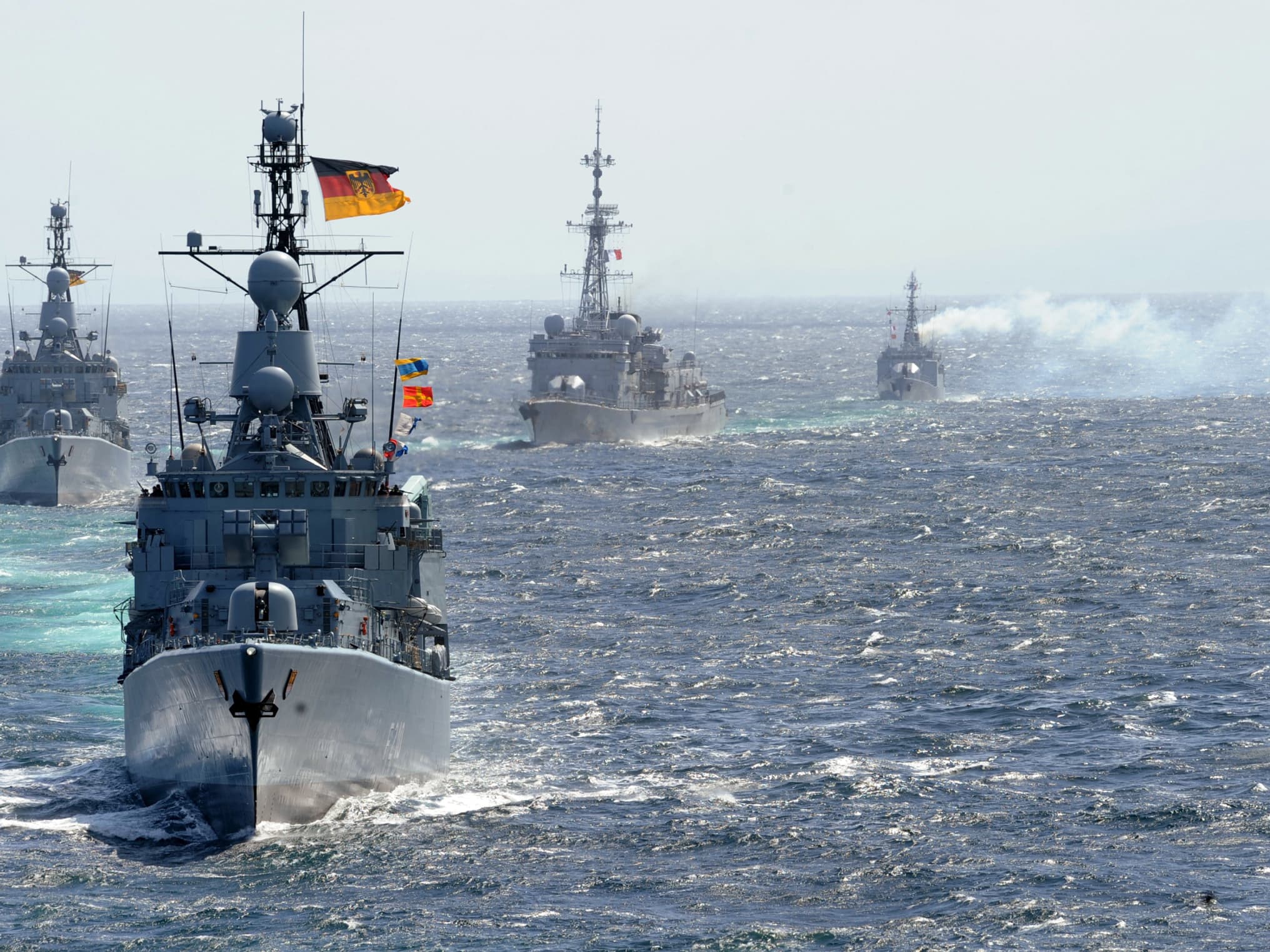 European defense: Germany plans record budget, France under pressure