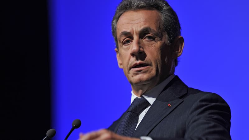 Nicolas Sarkozy, le 2 décembre 2015.