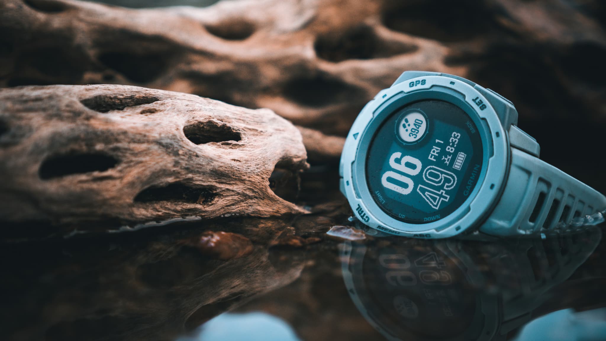TOUT LE MONDE EN A UNE : VOICI 3 MONTRES GARMIN ENFIN À PRIX RÉDUIT