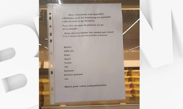 Une affiche indiquant la pénurie de certains produits dans une enseigne de Tunis.