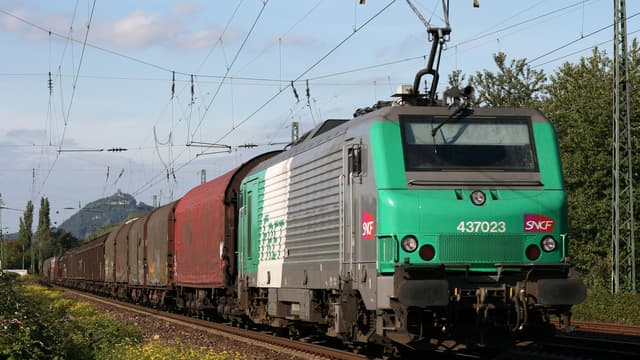 Le fret ferroviaire pâtit de la grève, selon Guillaume Pepy. Et la CGPME s'inquiète des conséquences du mouvement sur l'économie.
