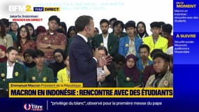 Laïcité: "Il est vrai que parfois dans le débat public, il y a de la stigmatisation", affirme Emmanuel Macron
