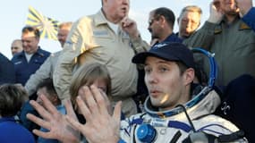 L'astronaute français Thomas Pesquet après son attérissage sur terre près de Dzhezkazgan, au Kazakhstan, le 2 juin 2017