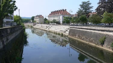 La rivière Le Durgeon à Vesoul.