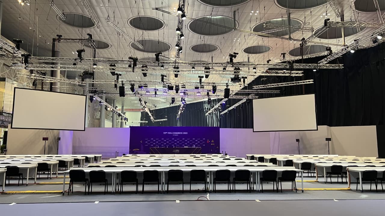La zone médias du Centre de congrès de Doha pour le tirage au sort de la Coupe du monde, le 1er avril 2022