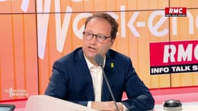 4000 € net par mois, "quand vous êtes un Parisien, ce n'est pas être riche", assure Sylvain Maillard