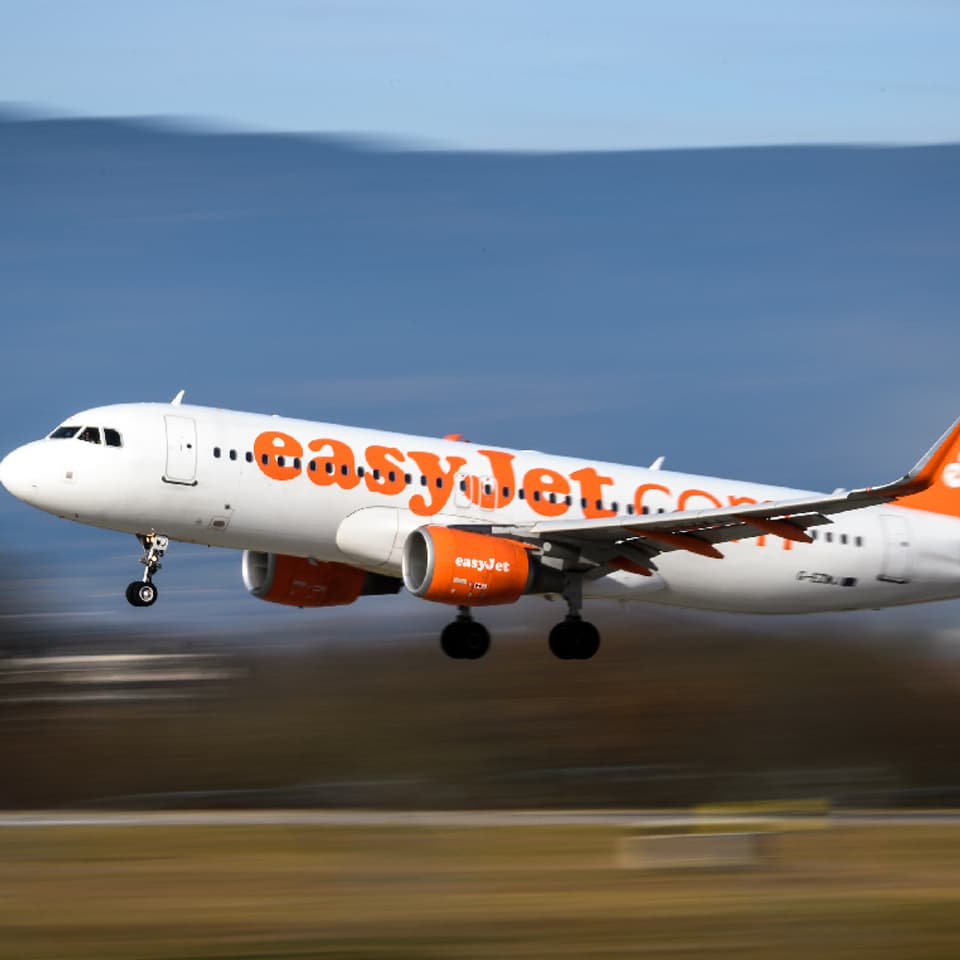 Un avion atterrit d'urgence à Mulhouse après que six personnes ont subi des  maux de tête causés par un liquide