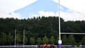 L'équipe de France de rugby s'entraîne au pied du mont Fuji
