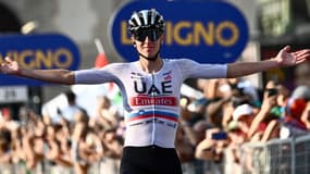 Le Slovène Tadej Pogaçar triomphe au Tour de Lombardie 2023