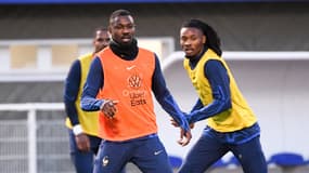 Marcus et Khéphren Thuram pendant un entraînement des Bleus en mars 2023