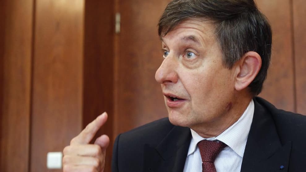 Jean-Pierre Jouyet, le patron de la CDC, veut aussi avoir son mot à dire Jean-Pierre Jouyet, le patron de la CDC, veut aussi avoir son mot à dire
