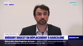 Le maire de Lyon, Grégory Doucet, en déplacement à Barcelone
