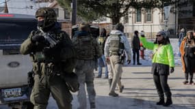 Une image montrant des affrontements entre l’ICE, la police de l’immigration américaine, et des habitants de Minneapolis (Minnesota), le 24 janvier 2026.