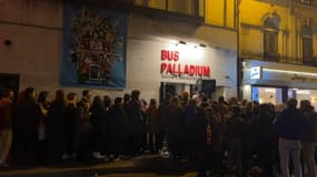 Le Bus Palladium a organisé sa dernière soirée avant la fermeture du lieu, samedi 2 avril 2022 à Paris.  