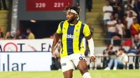 L'attaquant de Fenerbahçe Allan Saint-Maximin face Göztepe le 17 août 2024