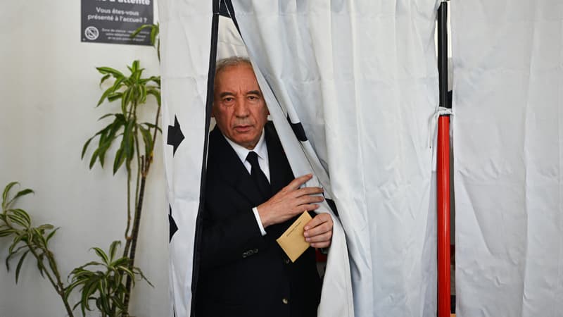 Bayrou battu à Pau: "Comme Dati, Macron l'a tué! Le président est radioactif", juge Barbara Lefebvre