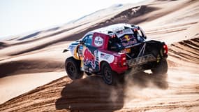Nasser Al-Attiyah dans le désert saoudien
