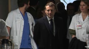 Emmanuel Macron en visite à la Pitié-Salpêtrière le 27 février dernier.