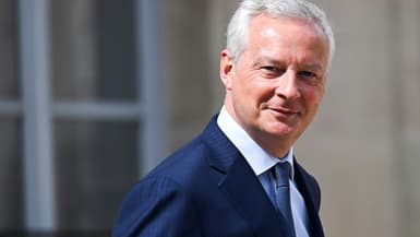 Le ministre de l'Economie Bruno Le Maire à la sortie de l'Elysée, le 23 août 2023 à Paris