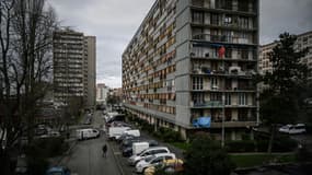 Une barre d'immeubles HLM à Clichy-sous-Bois, en Seine-Saint-Denis, le 4 février 2020