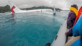 Dans un premier temps la compagnie avait déclaré que tous les passagers étaient sains et saufs.