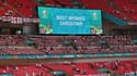 Un message de soutien diffusé sur un écran géant à Wembley