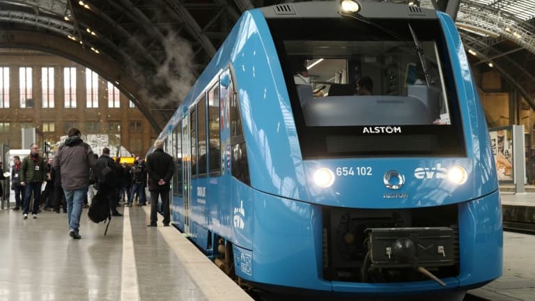 Un train à hydrogène produit par Alstom et expérimenté en Allemagne, à la gare de Leipzig, le 1er février 2019