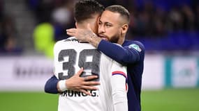 Neymar et Bruno Guimaraes