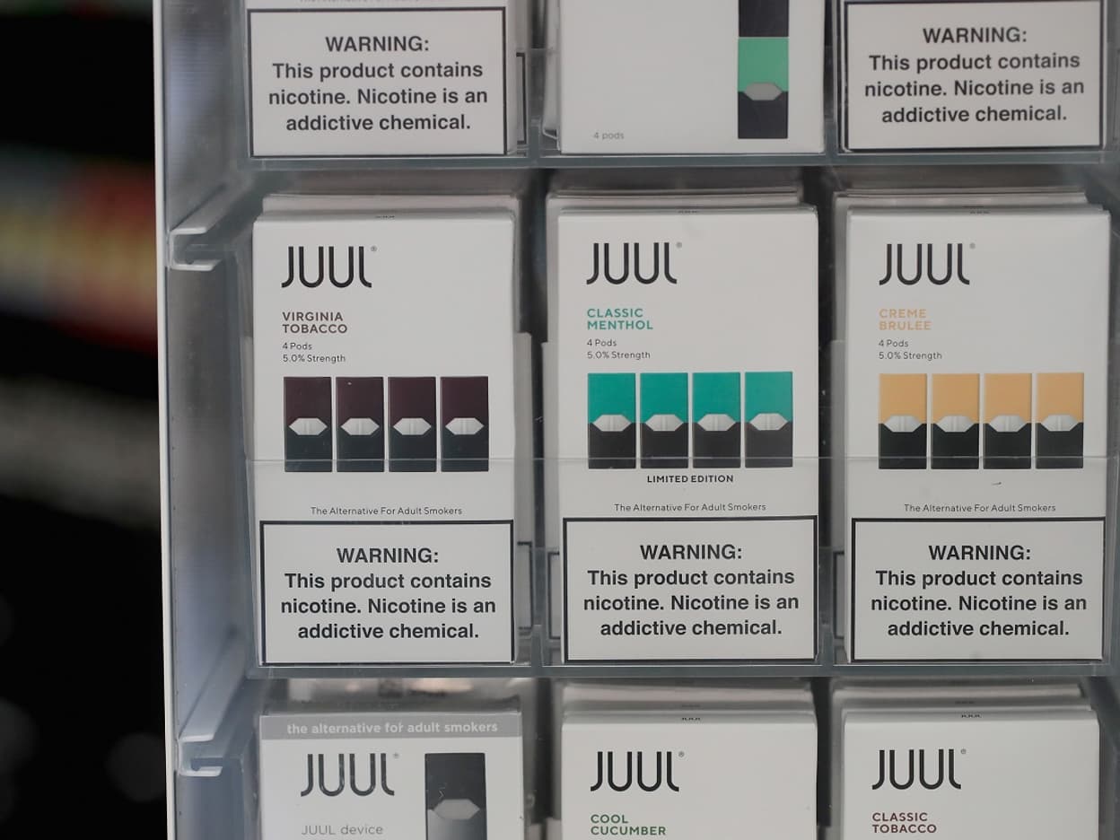 Après avoir siphonné le marché américain, l'e-cigarette Juul démarre très  fort en France