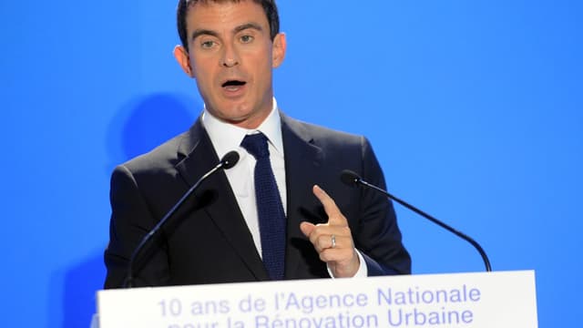 Manuel Valls s'est engagé sur le terrain délicat de l'assurance chômage.