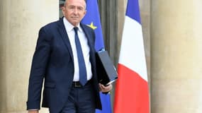 Le ministre de l'Intérieur Gérard Collomb à son sortie de l'Elysee après un conseil des ministres le 6 juin 2018 à Paris