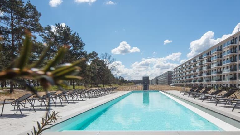 Piscine extérieure commune Piscine extérieure commune