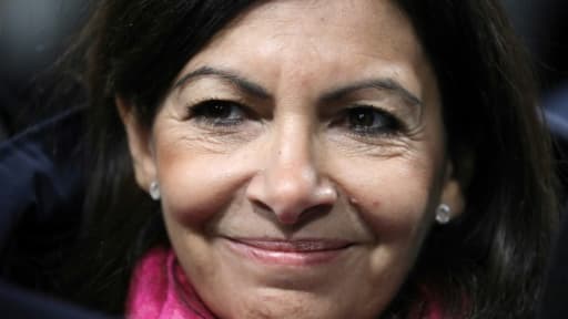 La maire PS de Paris Anne Hidalgo à Seine-Denis, dans la banlieue parisienne, le 27 février 2018