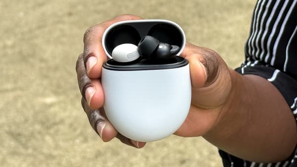 Les Pixel Buds Pro 2 disposent d'un contrôle tactile qui répond bien.