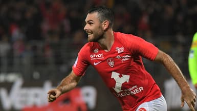 Yoann Court lorsqu'il jouait pour Brest, lors d'un match opposant son équipe à l'OL, le  25 septembre 2019.