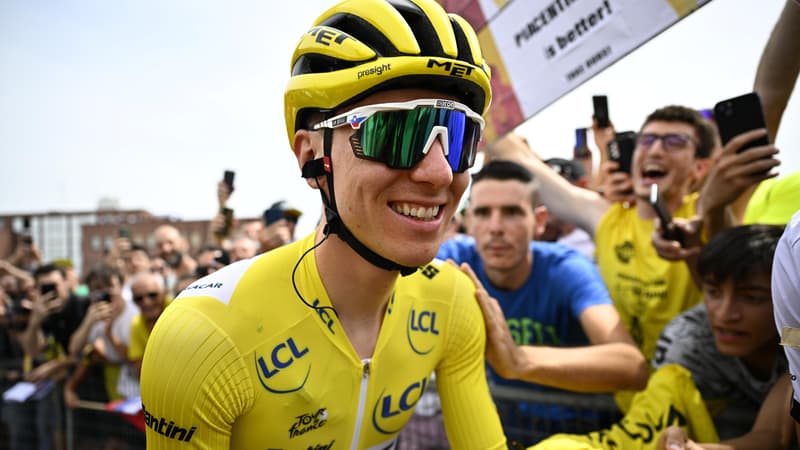 Tadej Pogacar au départ de la 3e étape du Tour de France à Plaisance le 1er juillet 2024