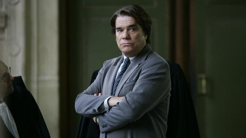 Bernard Tapie affirme que l'administration des impôts lui réclame de nouveau le paiement de près de 15 millions d'euros d'arriérés d'impôts dont il avait obtenu l'abandon devant un tribunal de commerce en 2009. L'homme d'affaire s'est exprimé en réponse à