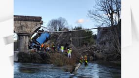 Un pont qui s'est effondré sur la commune de Chamborigaud, lundi 18 mars 2024.